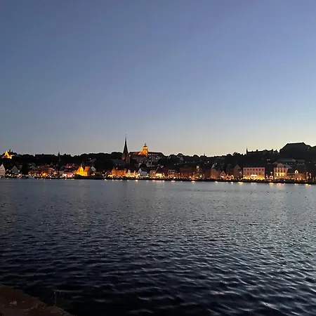 Moebiliertes Wohnen Auf Dem Sandberg * Flensburg